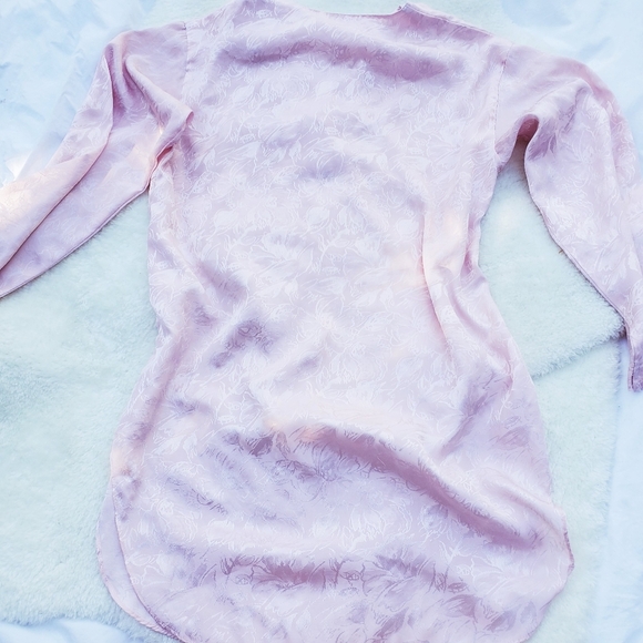 Vintage satin sleep shirt - Picture 2 of 6